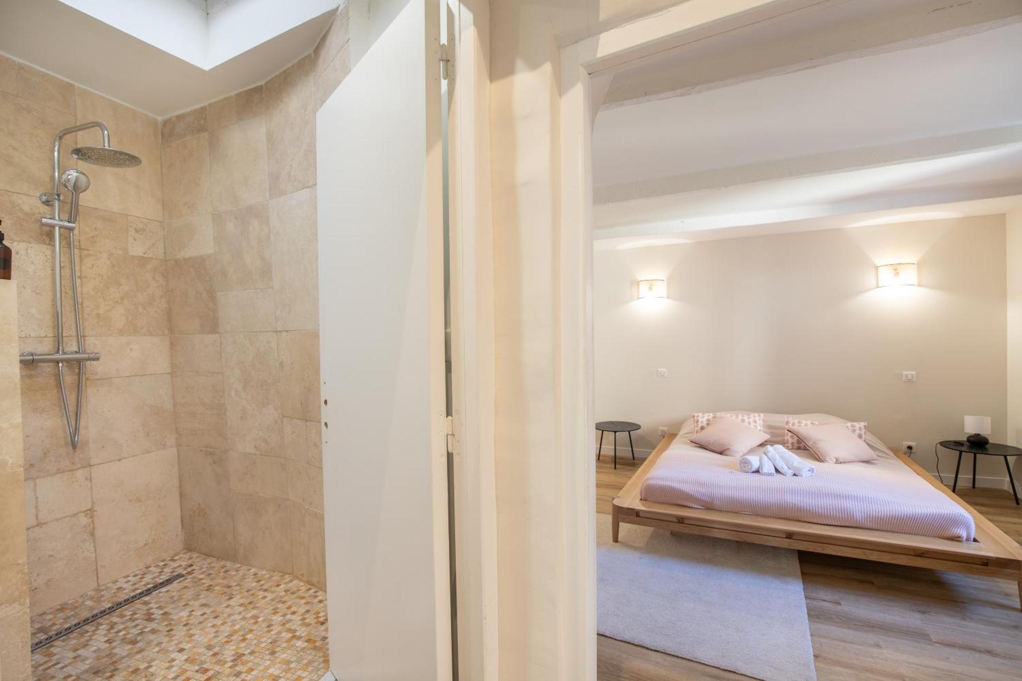 L'Antiquaire - 3 Chambres - Hypercentre - Wifi LʼIsle-sur-la-Sorgue المظهر الخارجي الصورة