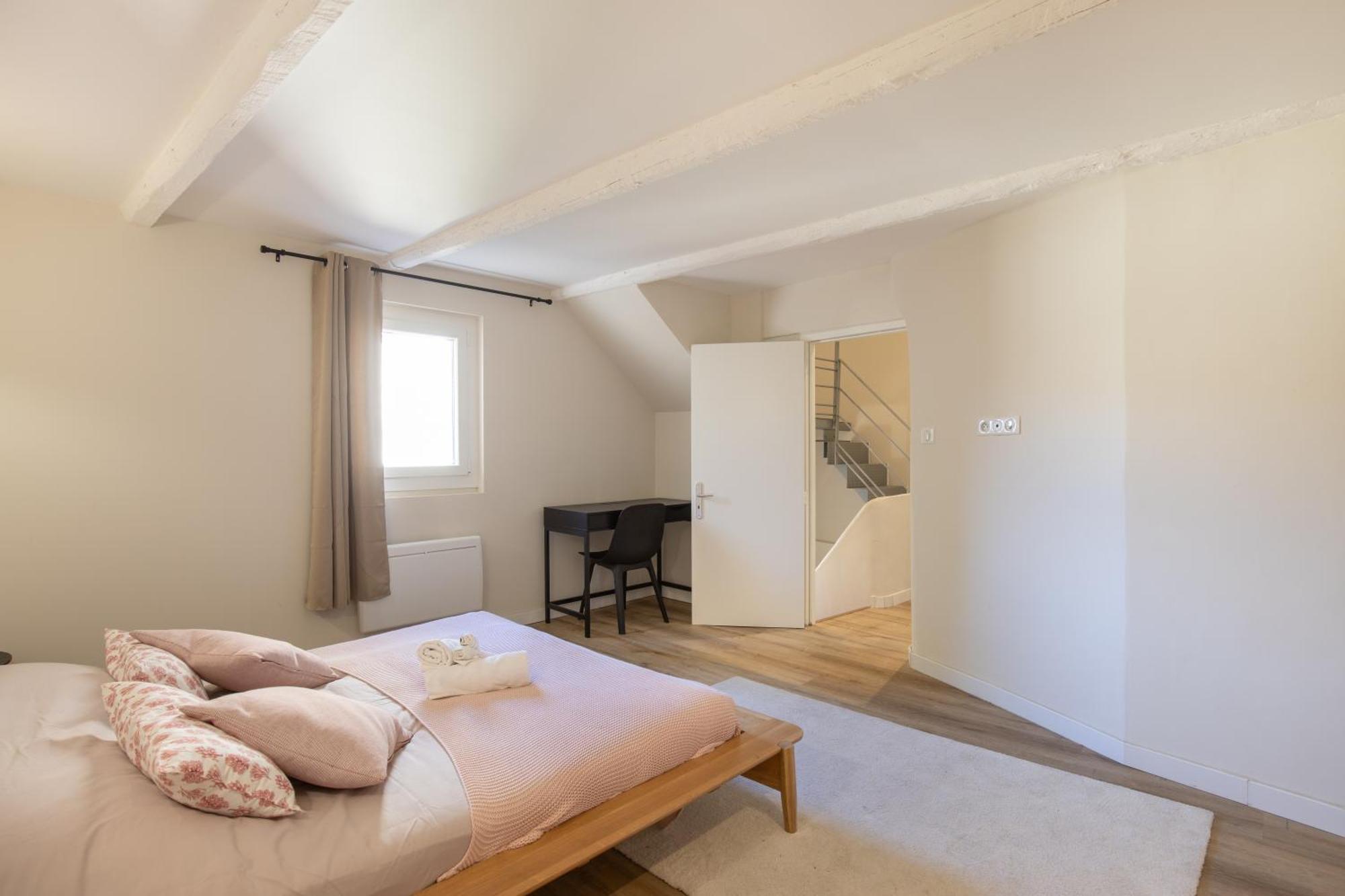 L'Antiquaire - 3 Chambres - Hypercentre - Wifi LʼIsle-sur-la-Sorgue المظهر الخارجي الصورة